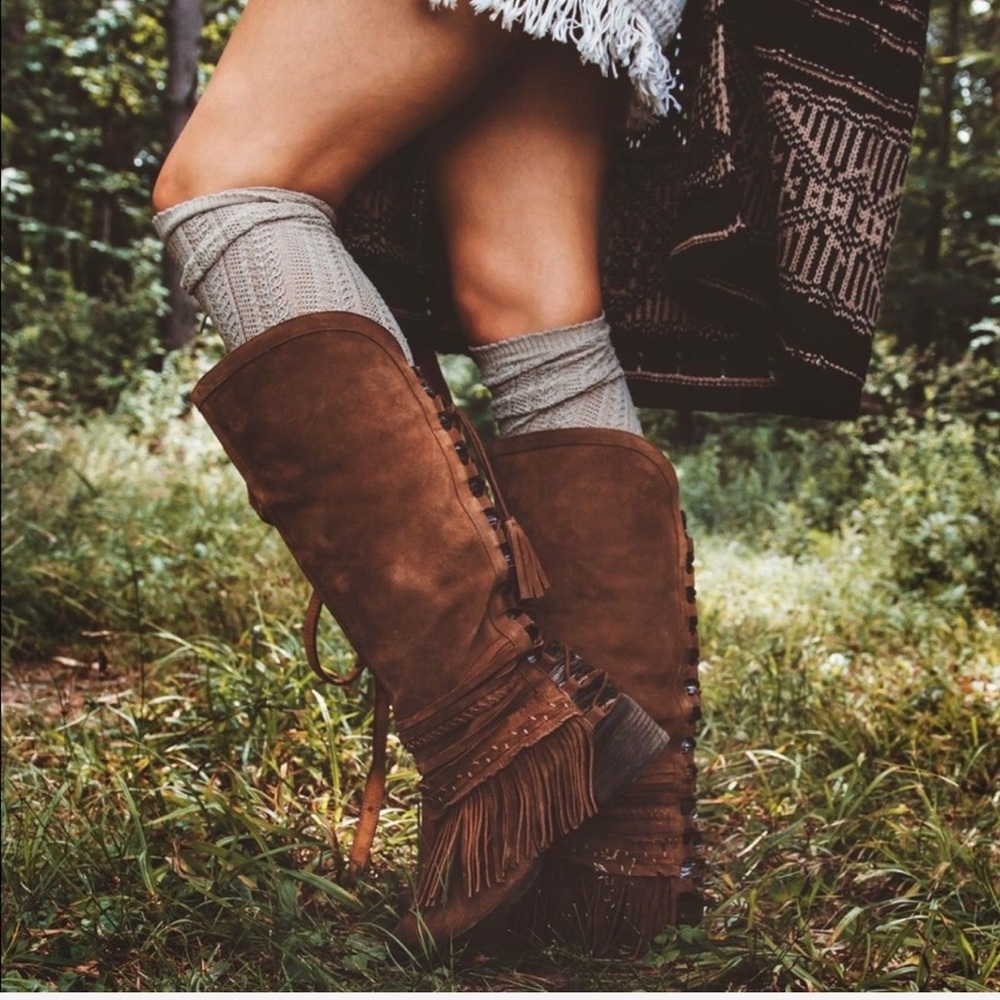NIB Taupe Boho Chic Fringe Leather Western Boots - Picture 4 of 8
